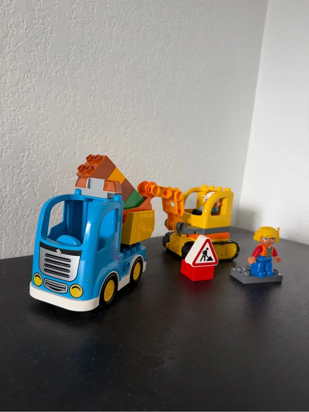 Lego Duplo Town Truck & Tracked Excavator 10812 some small items missed